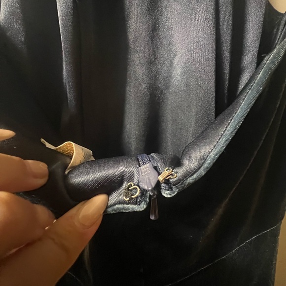 VELVET REVELRY FALLON DRESS WORN ONCE ROYAL BLUE - Picture 6 of 6